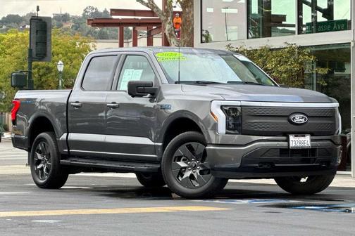 2024 Ford F-150 Lightning Flash