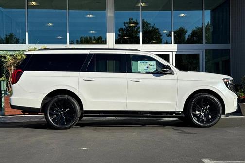 2025 Ford Expedition Max Platinum