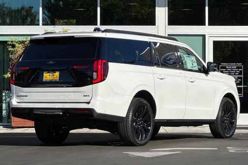 2025 Ford Expedition Max Platinum