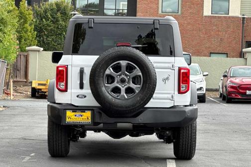 Oxford White 2026 Ford Bronco Big Bend