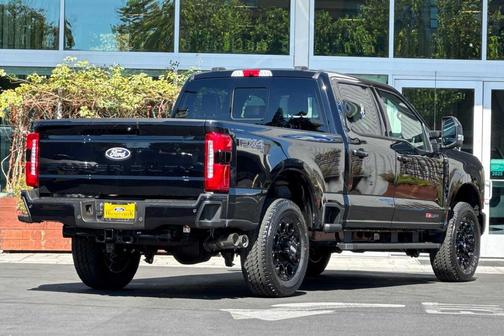 Agate Black Metallic 2027 Ford F-250 Lariat