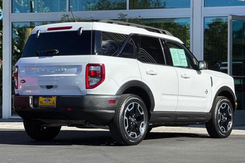 Oxford White 2023 Ford Bronco Sport Outer Banks