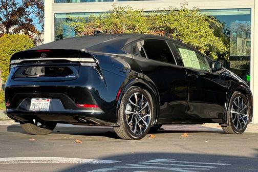 2025 Toyota Prius Plug-In Hybrid XSE