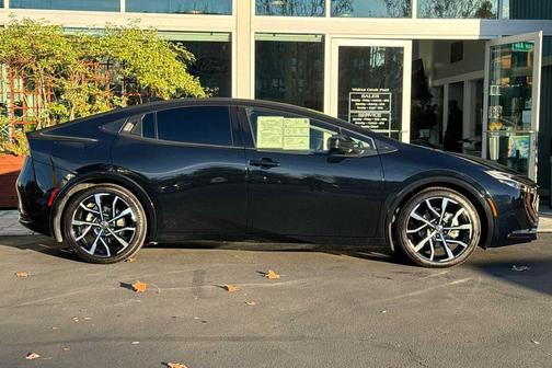 2025 Toyota Prius Plug-In Hybrid XSE