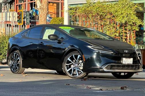 2025 Toyota Prius Plug-In Hybrid XSE