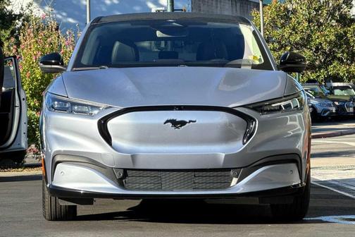 2022 Ford Mustang Mach-E Premium