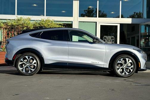 2022 Ford Mustang Mach-E Premium