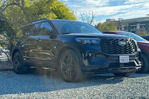 Agate Black Metallic 2025 Ford Explorer ST