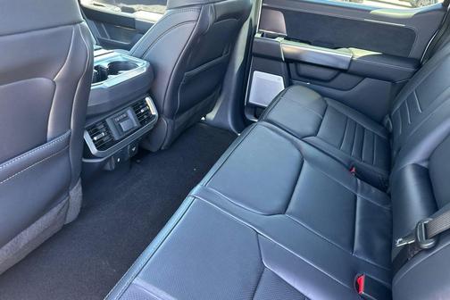 Star White Metallic Tri-Coat 2026 Ford F-150 Platinum