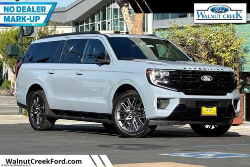 Glacier Gray Metallic Tri-Coat 2027 Ford Expedition Max Platinum