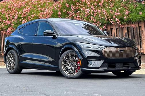 2025 Ford Mustang Mach-E GT