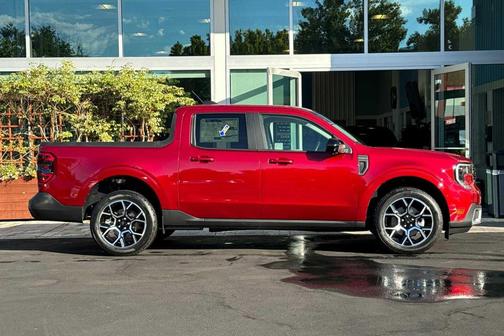2025 Ford Maverick Lariat