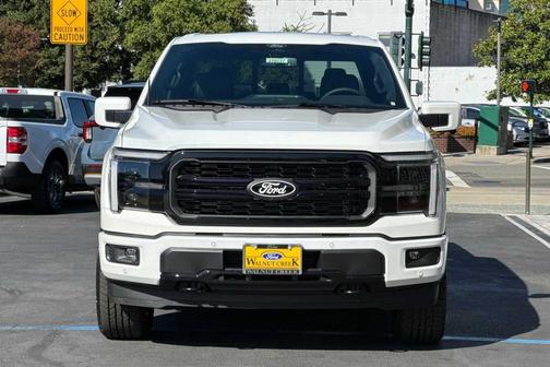 Star White Metallic Tri-Coat 2026 Ford F-150 Lariat