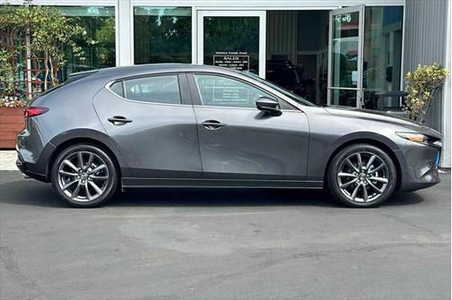 2023 Mazda Mazda3 FWD w/Preferred Package