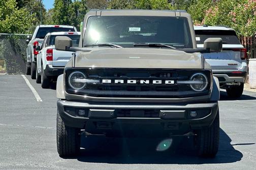 Marsh Gray 2026 Ford Bronco Outer Banks