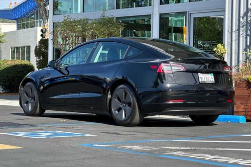 Solid Black 2021 Tesla Model 3 Standard Range Plus