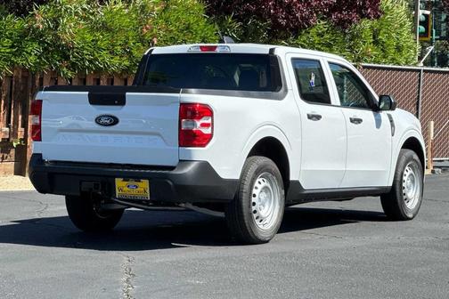 Oxford White 2026 Ford Maverick XL