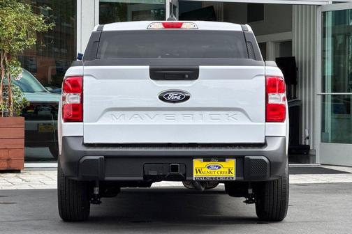 Oxford White 2026 Ford Maverick XLT