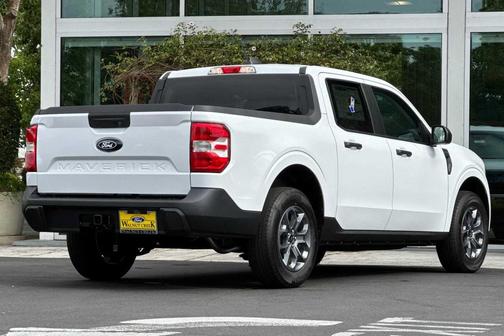 Oxford White 2026 Ford Maverick XLT