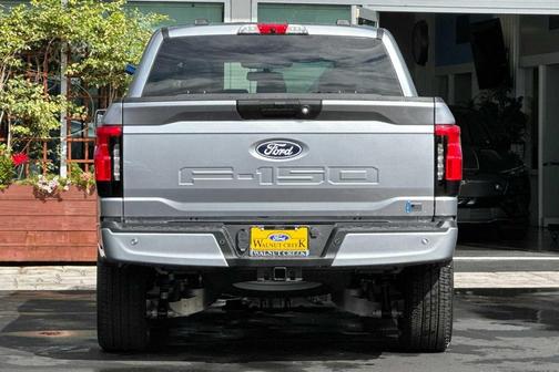 2025 Ford F-150 Lightning XLT