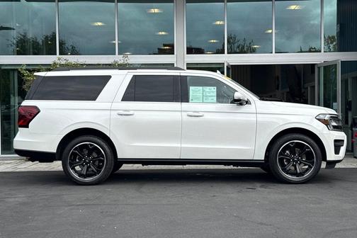 Star White Metallic Tri-Coat 2023 Ford Expedition Max Limited
