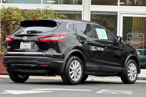 2020 Nissan Rogue Sport S