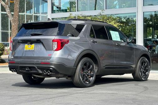 Carbonized Gray Metallic 2024 Ford Explorer ST
