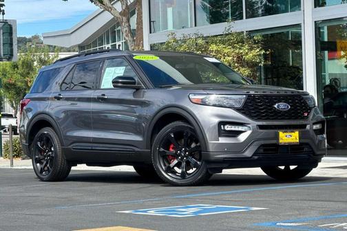 Carbonized Gray Metallic 2024 Ford Explorer ST