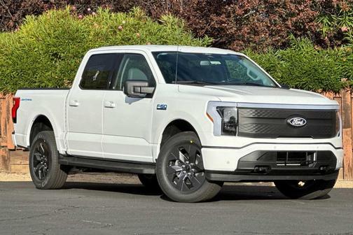 2025 Ford F-150 Lightning Flash