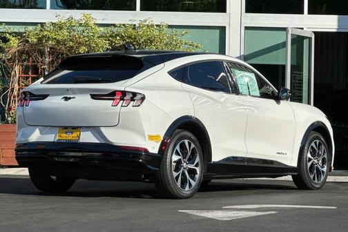 2022 Ford Mustang Mach-E Premium