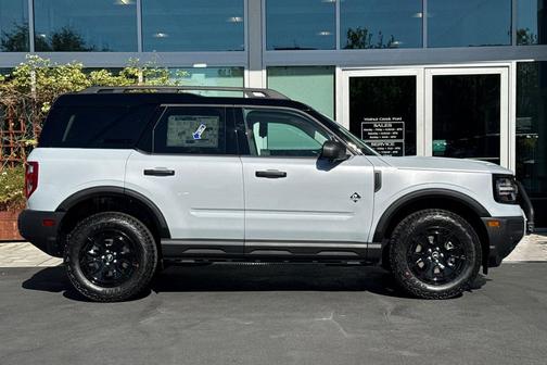 Space White Metallic 2026 Ford Bronco Sport Outer Banks