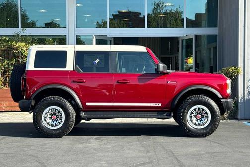 Ruby Red Metallic Tinted Clearcoat 2026 Ford Bronco Outer Banks
