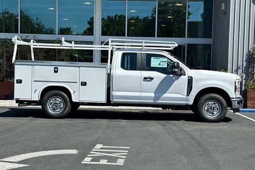 2025 Ford F-250 XL