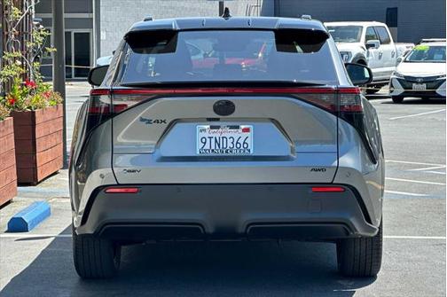 2025 Toyota bZ4X Limited