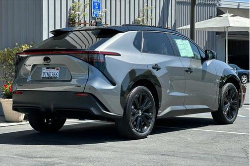 2025 Toyota bZ4X Limited