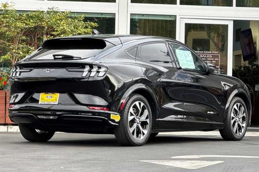 2022 Ford Mustang Mach-E Premium