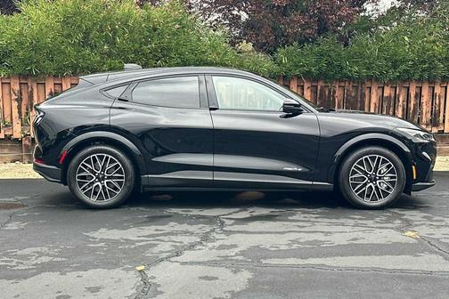 Shadow Black 2026 Ford Mustang Mach-E Premium