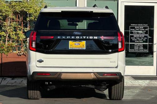 2026 Ford Expedition Max King Ranch