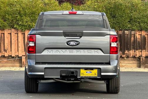 2026 Ford Maverick Lobo Standard