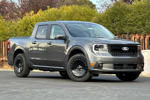 2026 Ford Maverick Lobo Standard