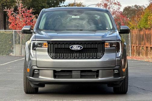 2026 Ford Maverick Lobo Standard