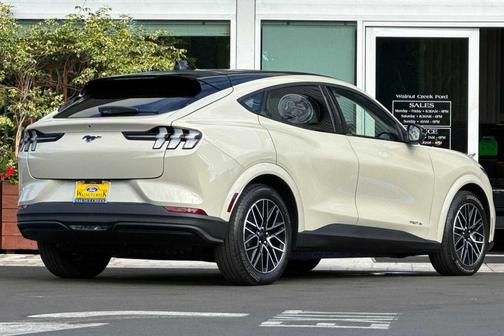 2025 Ford Mustang Mach-E Premium