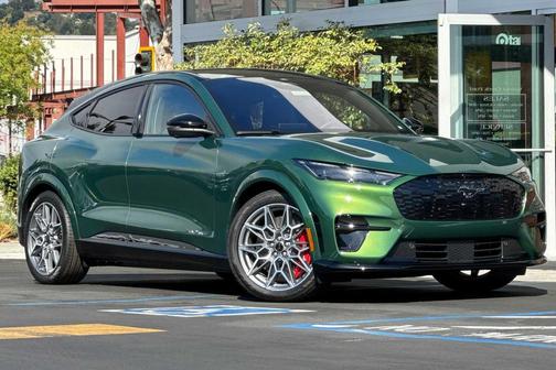 2025 Ford Mustang Mach-E GT
