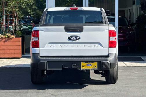 2025 Ford Maverick XL
