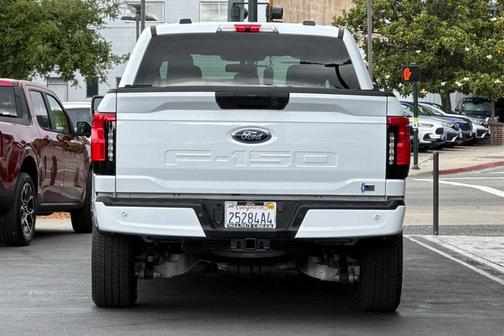 Oxford White 2023 Ford F-150 Lightning XLT