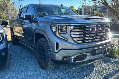 Sterling Metallic 2025 GMC Sierra 1500 Denali