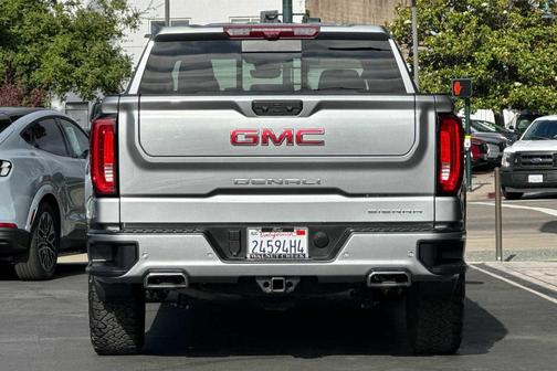 Sterling Metallic 2025 GMC Sierra 1500 Denali