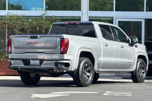 Sterling Metallic 2025 GMC Sierra 1500 Denali