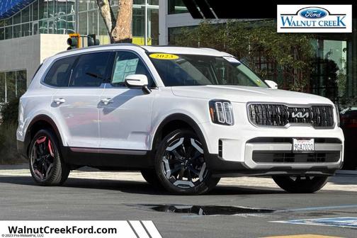 Glacial White Pearl 2023 Kia Telluride EX