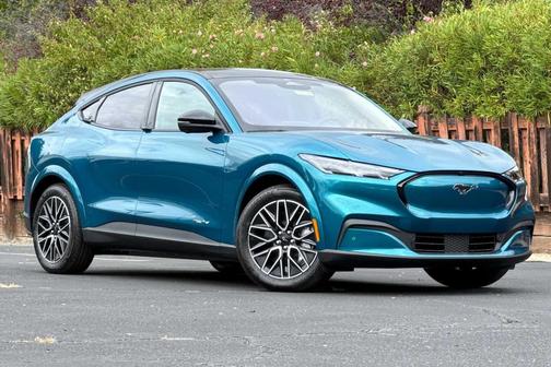 Adriatic Blue Metallic 2026 Ford Mustang Mach-E Premium